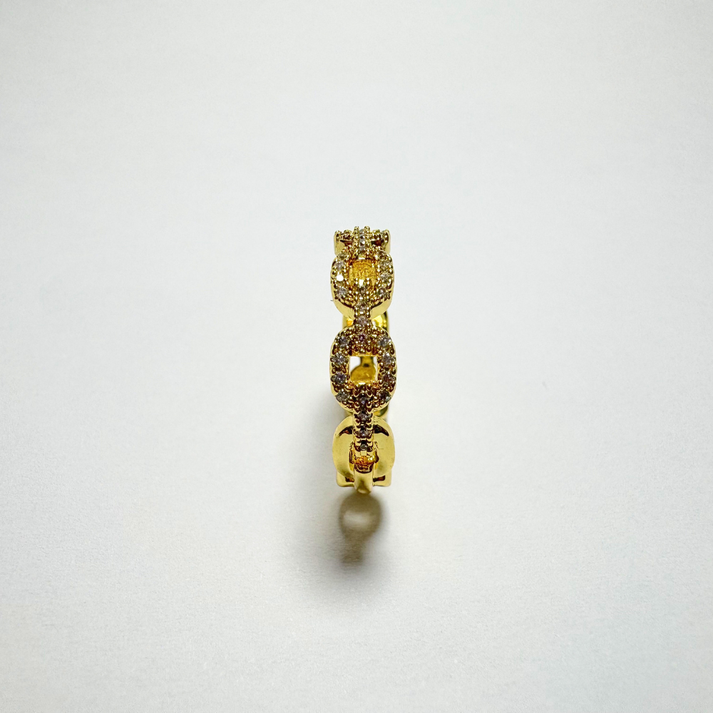 Orlisse — Anillo de Eslabones con Circonitas en Acabado Oro o Plata