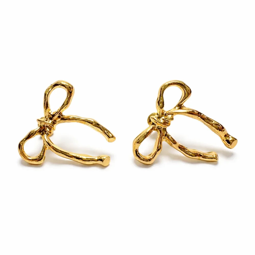 Liora - Pendientes de Lazo con Diseño Orgánico en Oro