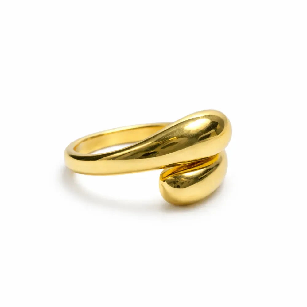 Evania — Anillo Esculpido Abierto en Oro
